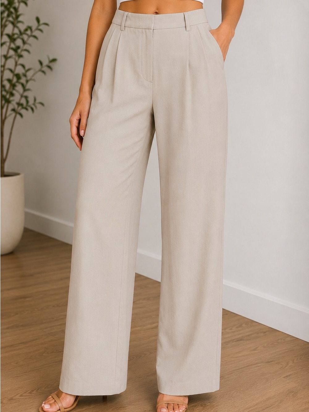 Christian Lacroix Wide Leg Dress Pants Beige Women’s Size 6 High Rise Pleated